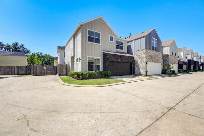 Building Photo - 8803 Hollister Pine Ct Rental