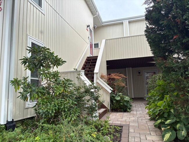 Stairs to Unit - 27 Anchor St Unit 2
