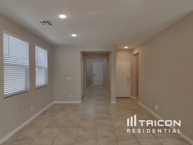 Photo - 6563 Smithville Ave