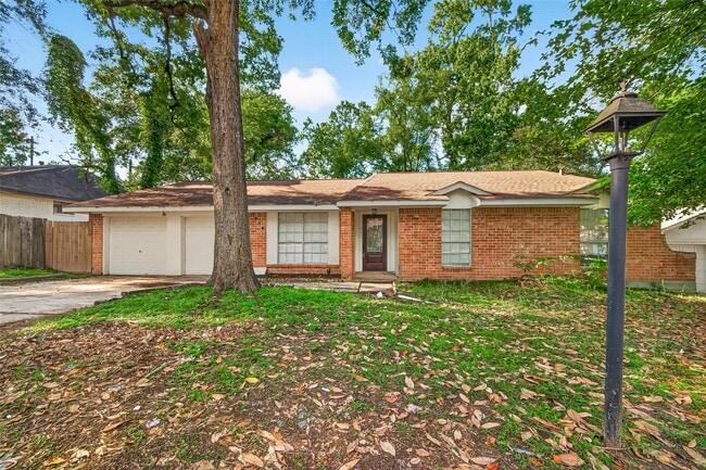 Photo - 3318 Kentwood Dr