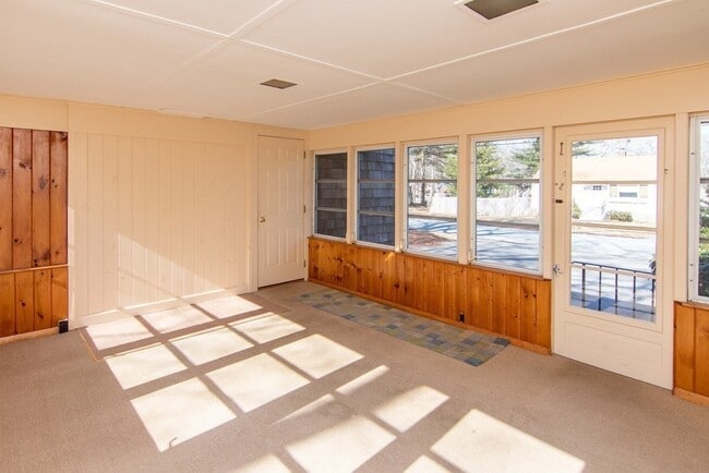 Photo - 98 Hillcrest Dr