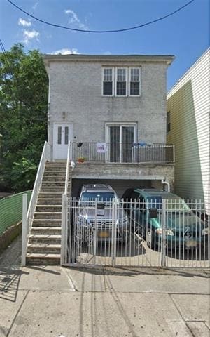 Building Photo - 9 Leonard St Unit 2 Rental