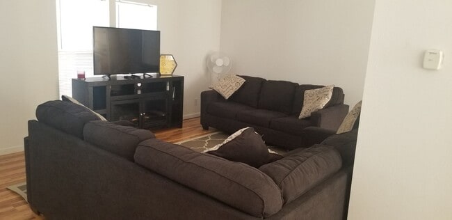 Photo - 3130 William Dr