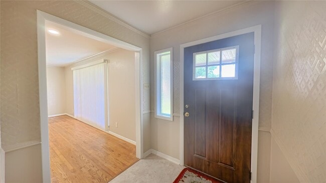 Photo - 3727 Woodvalley Dr
