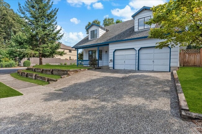 Photo - Renovated 4-bdrm, 2-bath Tualatin home—Cor...