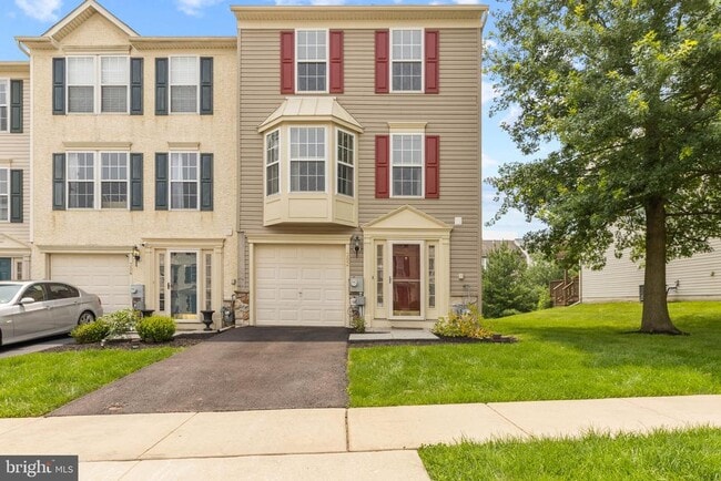 Photo - 302 Fox Trail Townhome