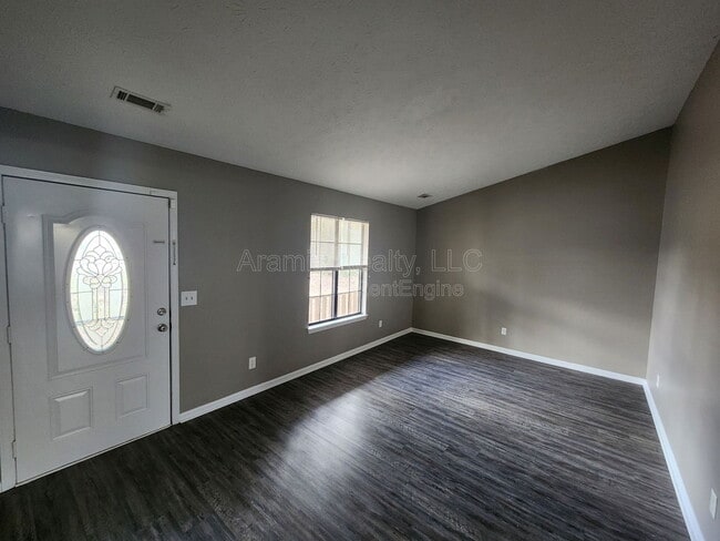 Photo - 2990 Carriage Trail