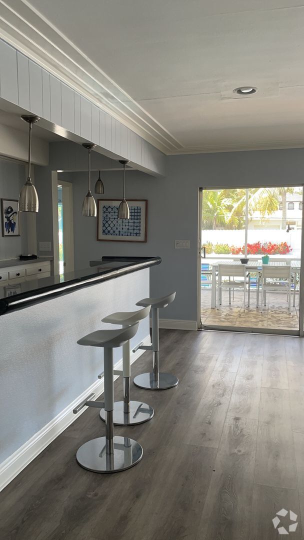 Houses for Rent near Hollywood Central Elementary School Page 6