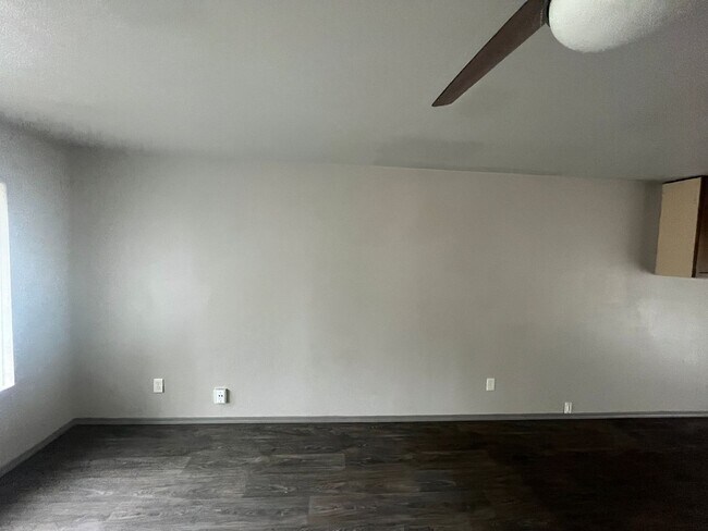 Photo - Now Leasing – Beautiful 3 Bedroom Townhome...