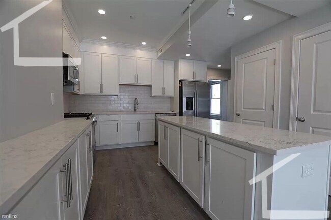 122 Kenrick St