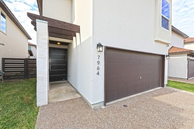 Photo - 7964 Elka Lp