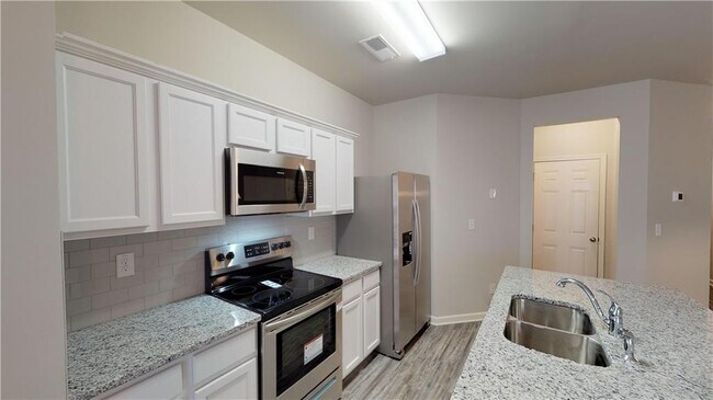 Photo - 4048 Kingsbrook Blvd