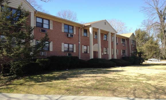 Primary Photo - 534 Church Rd Apartments