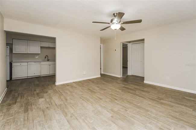 Photo - 2065 West Pkwy