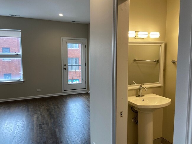 Photo - 1837 W North Ave Unidad Apt. 2