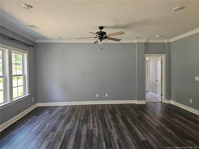Photo - 244 Chateau Wy