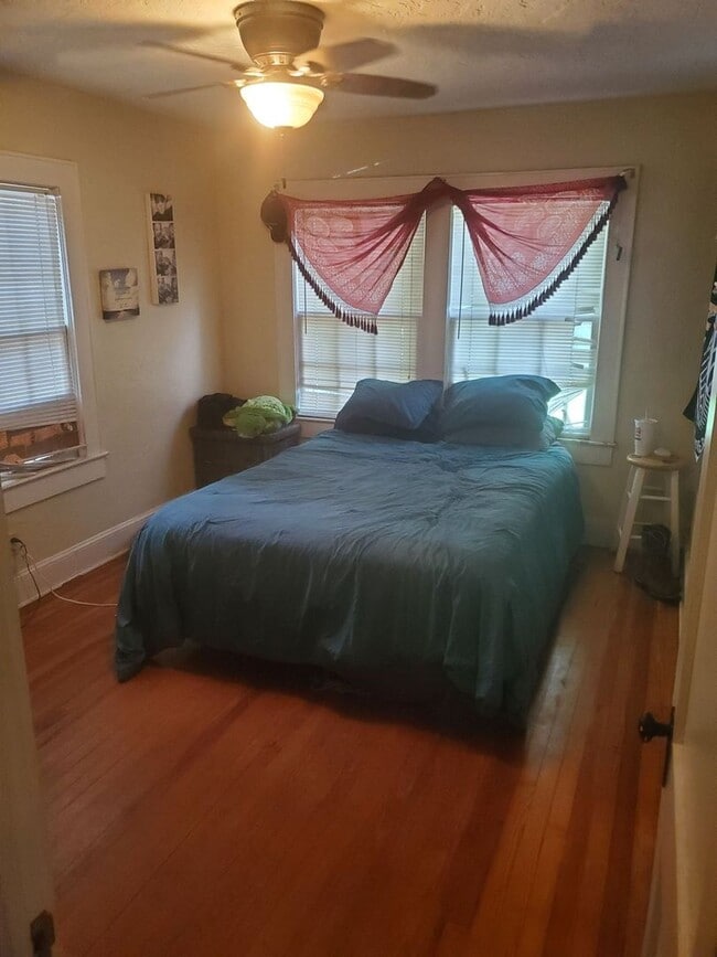 Photo - Historic One Bedroom Apartment Steps From Campus (w/ Den)