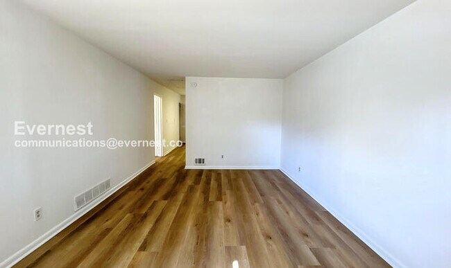 Photo - 2033 Nettie Ct