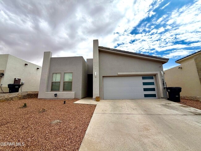 Building Photo - 12878 Clevedon St