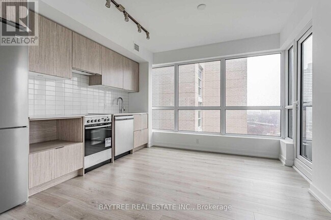 Photo - 395 Bloor St E Unité 1211