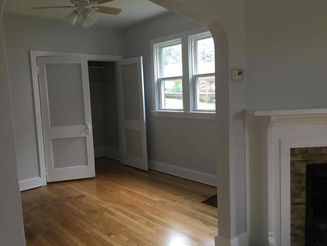 Photo - 1207 E 4th St Unit 1207