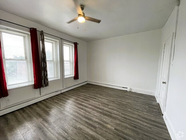 Building Photo - 1313 W Allegheny Ave Unit 3F Rental