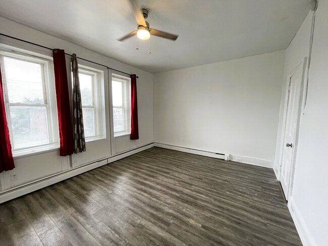 Photo - 1313 W Allegheny Ave Apartment Unit 3F