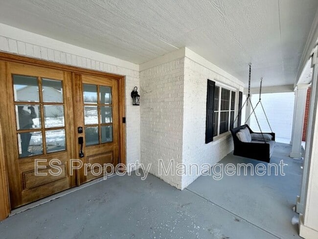 Photo - 18258 Benton Oak Dr