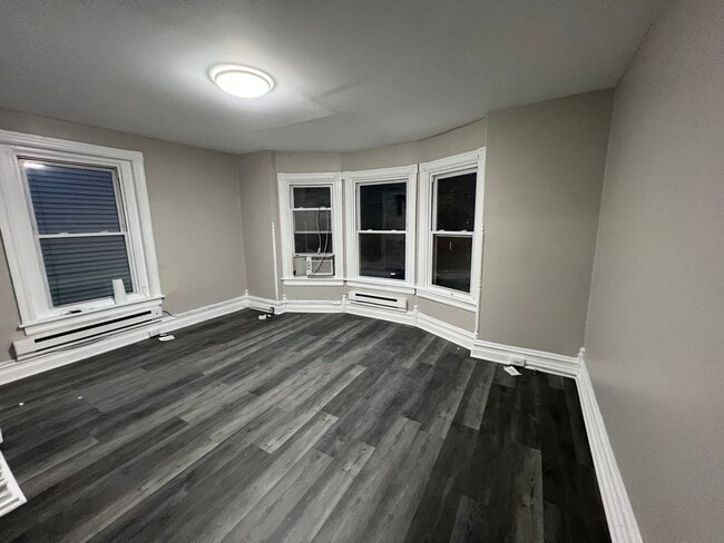 Photo - 240 E Hamilton St Unit 2