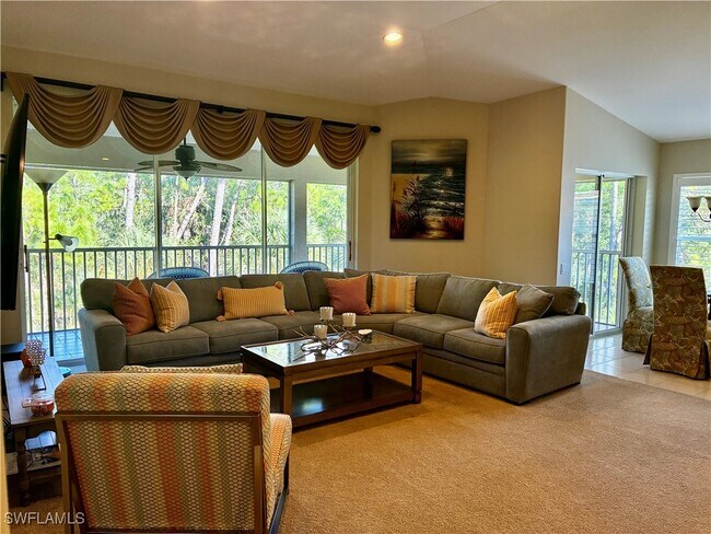 Photo - 913 Carrick Bend Cir Unidad 202