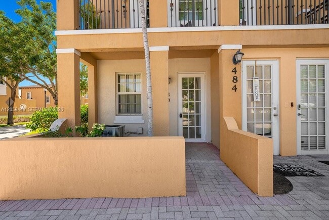 Building Photo - 480 SW 147th Ave Unit 4616