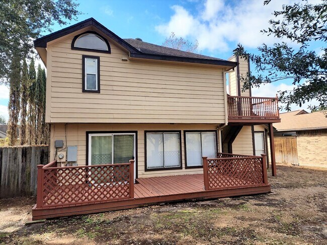 Photo - 2402 Chestnut Mills Rd