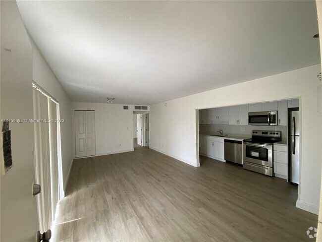 Building Photo - 4170 NW 79th Ave Rental