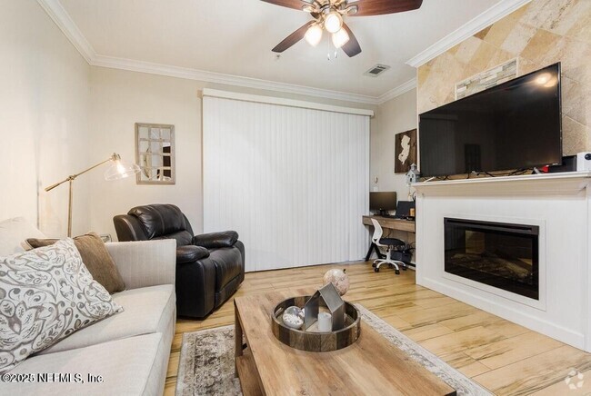 Building Photo - 13810 Sutton Park Dr N Unit 214 Rental