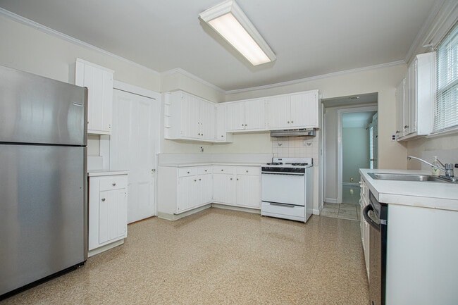 Photo - 59 Park Ave Unidad 1