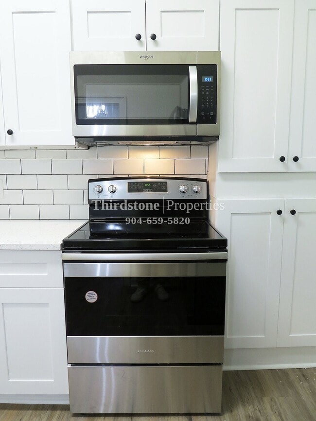 Photo - 2071 Southampton Rd