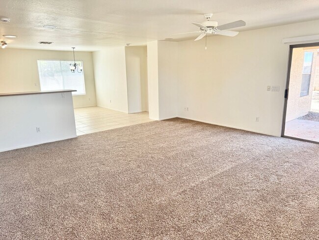 Photo - Very Nice & Clean Single Level Home In Phoenix, Very Close To Ed and Verma Pastor Elementary School.