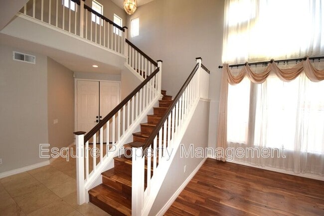 Photo - 2881 Silk Oak Ave