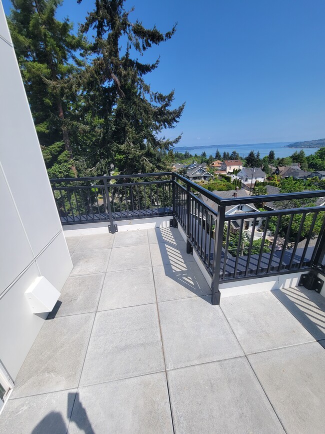 #409 Open 1BD, 1BA - 381SF Patio