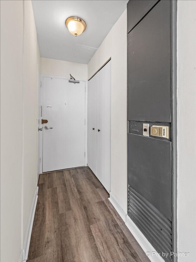 Photo - 6301 N Sheridan Rd Unit 2V