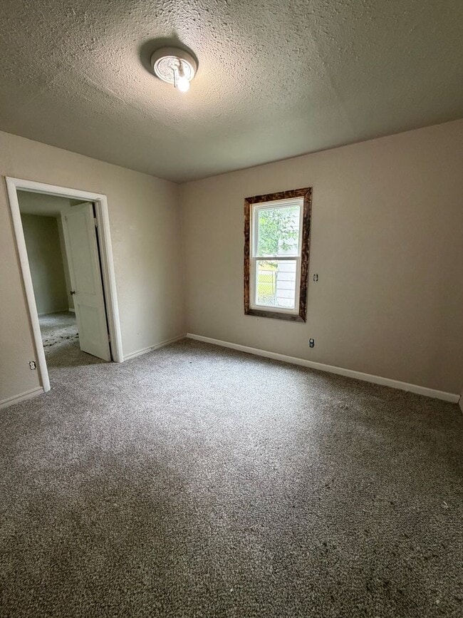 Photo - 1108 N NW