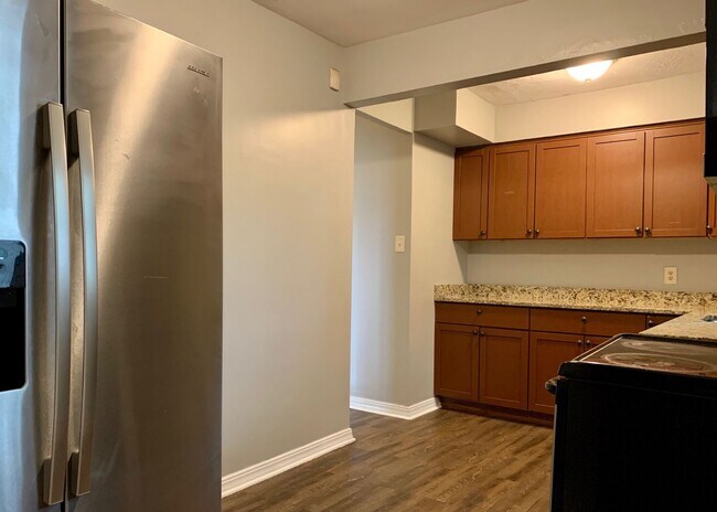 4 bedroom house in Minneapolis! - 4 bedroom house in Minneapolis!