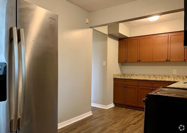 Building Photo - 4 bedroom house in Minneapolis!