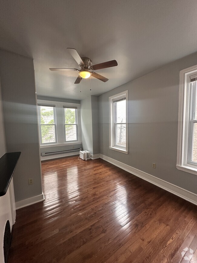 Building Photo - 852 Perkiomen St Rental