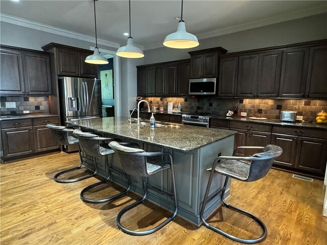 Photo - 811 Park Manor Dr