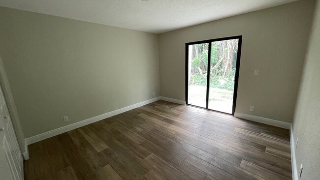Photo - 3525 Montante Blvd