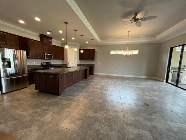 Photo - 5636 Cantucci St