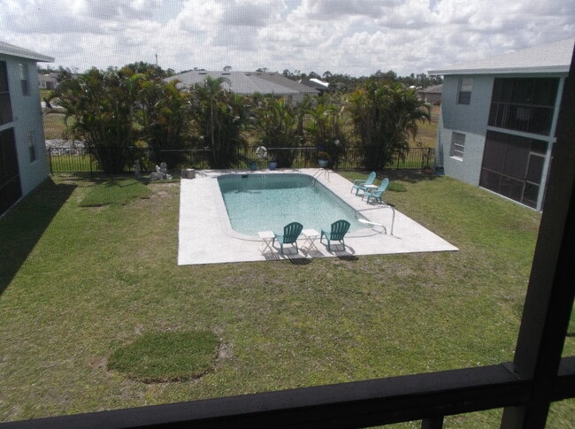 Photo - 449 Royal Poinciana Unidad 221