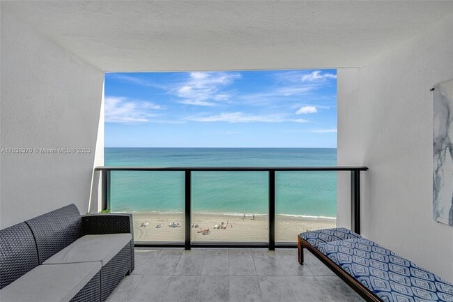 Building Photo - 2301 S Ocean Dr Unit 803 Rental