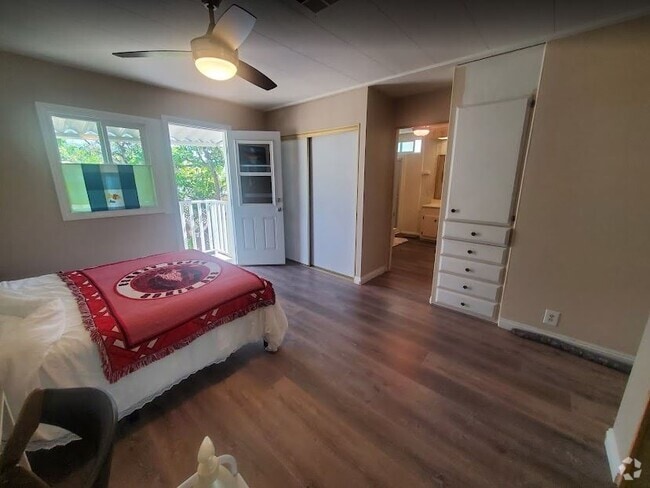 Building Photo - 1065 Lomita Blvd Rental